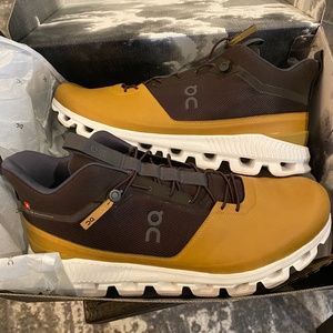 On Cloud Mens Weatherproof Shoes
